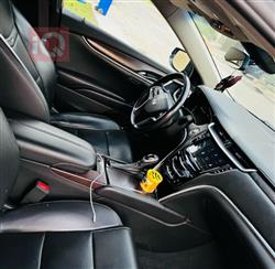 كاديلاك XTS